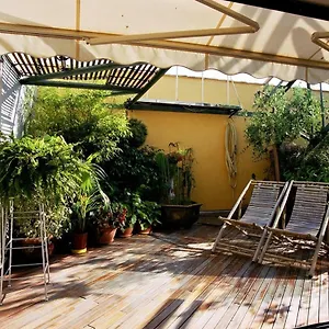 Bed & Breakfast Loft De, Cannes